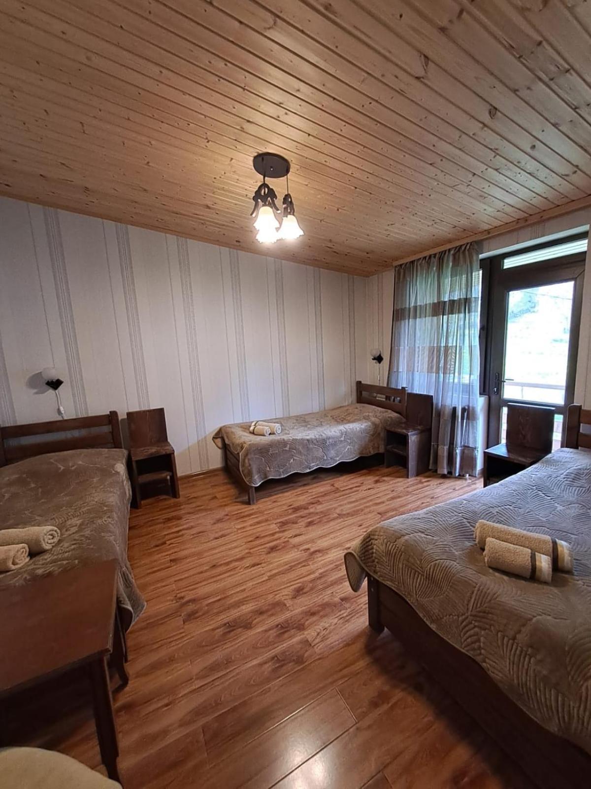 Guest House Kaldani Mestia Extérieur photo